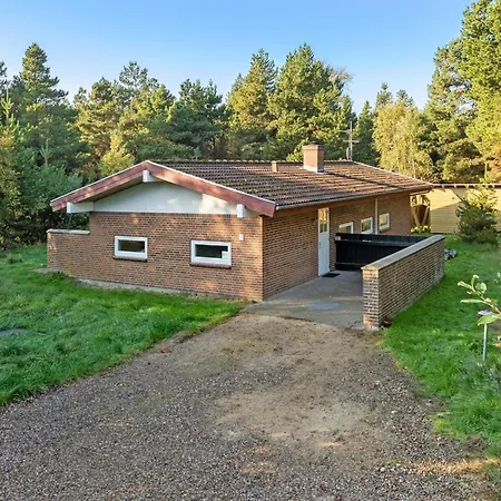 Reinbald - 1km From The Sea By Interhome Molby